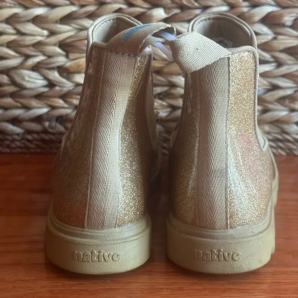 NATIVE Kensington Treklite Glitter Boots sz 5 Gold Rainboots